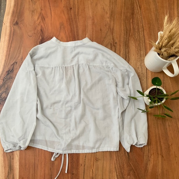 BCBG Cropped Tie Front Blouse - Picture 5 of 6